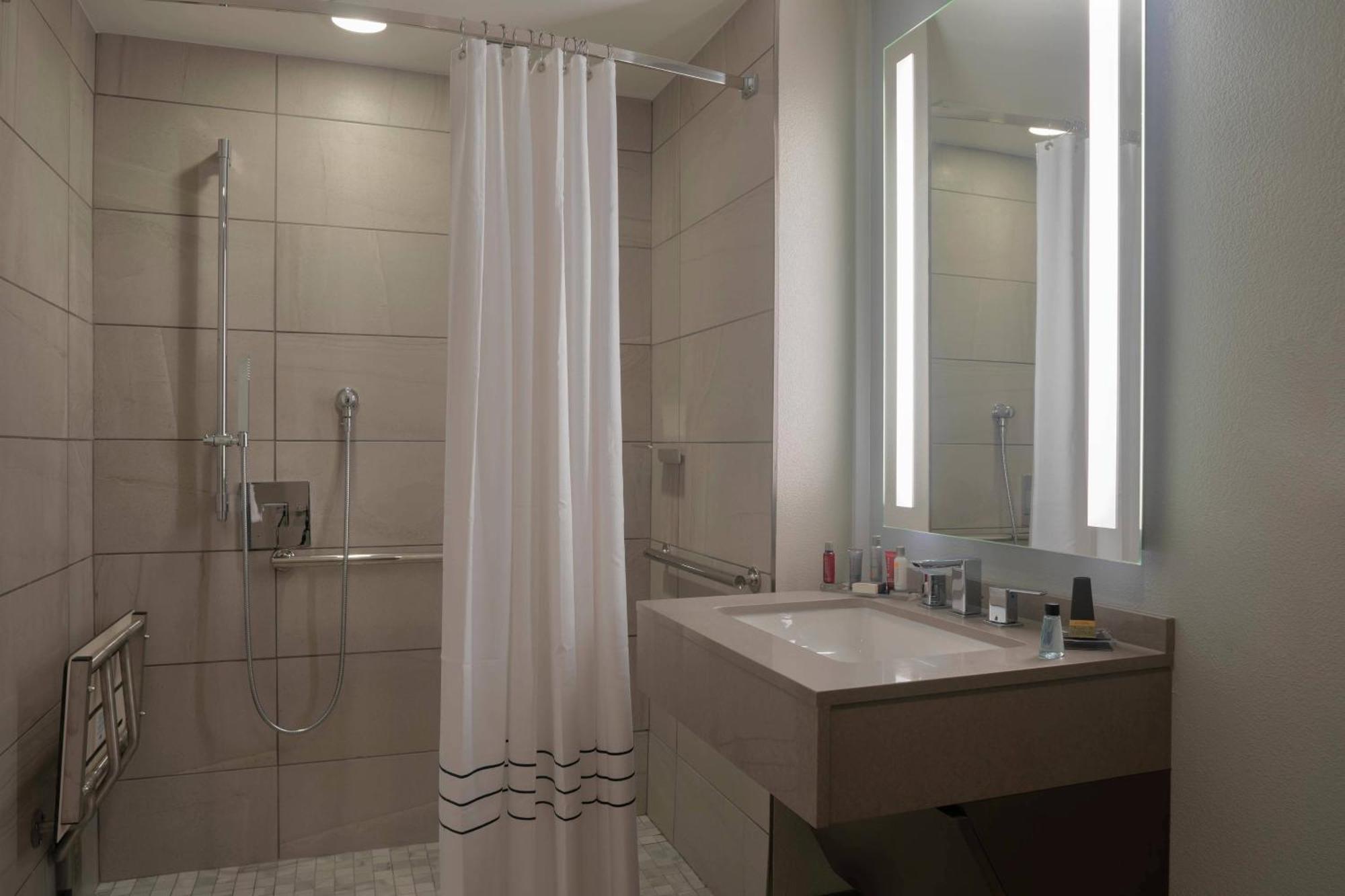 Winston-Salem Marriott Ξενοδοχείο Εξωτερικό φωτογραφία